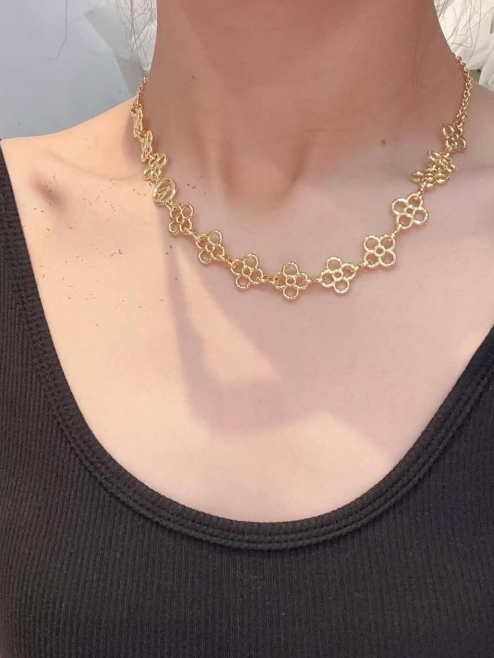 Louis Vuitton Floral Link Necklace